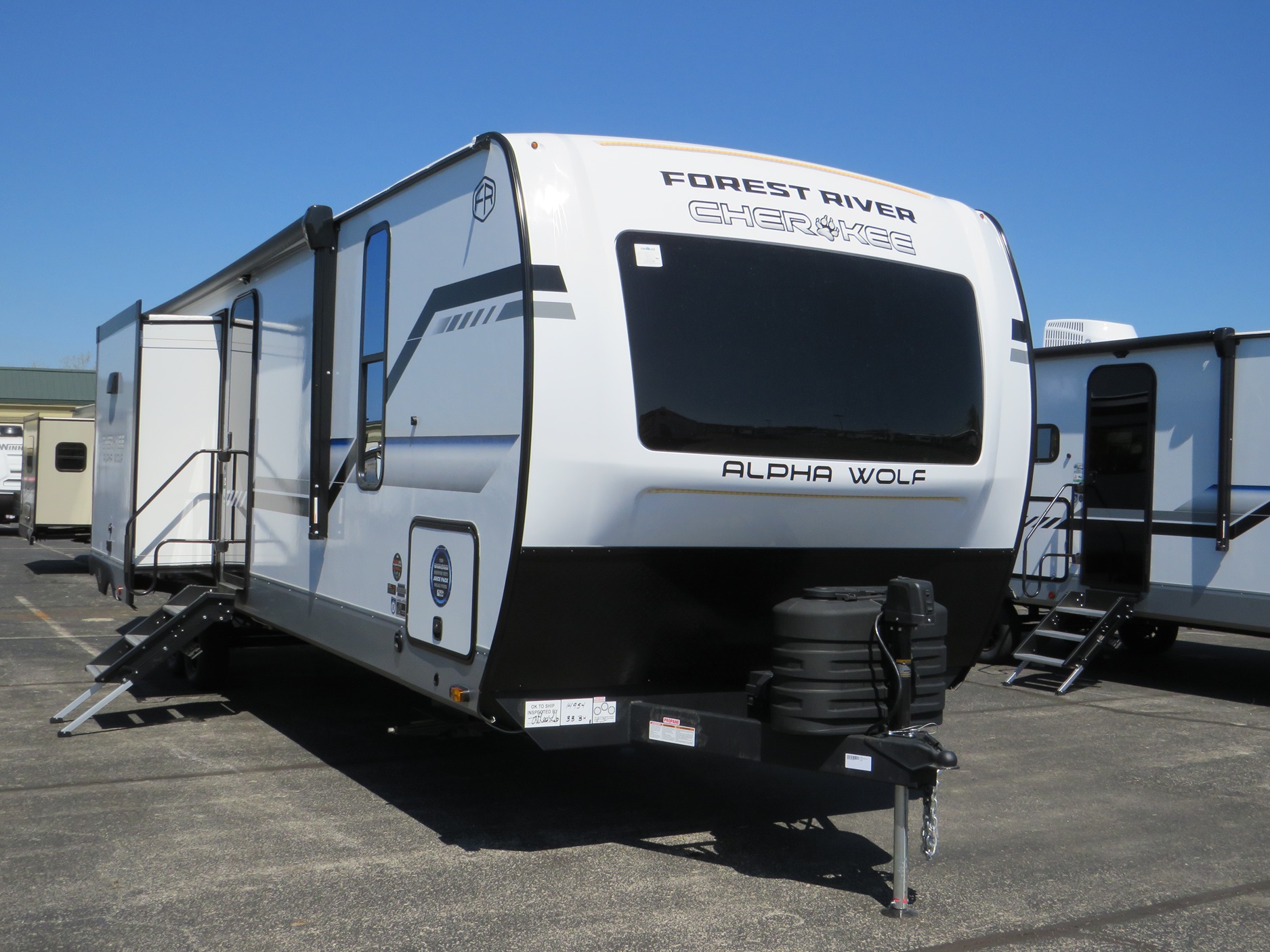 2025 CHEROKEE ALPHA WOLF 33BH 4 IMG 2245 3