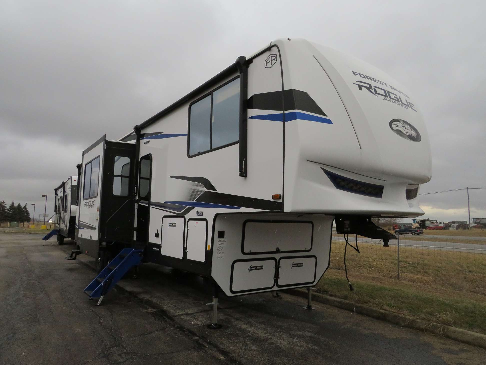 2026 CHEROKEE ROGUE ARMORED 341GS11 1 IMG 4077 4